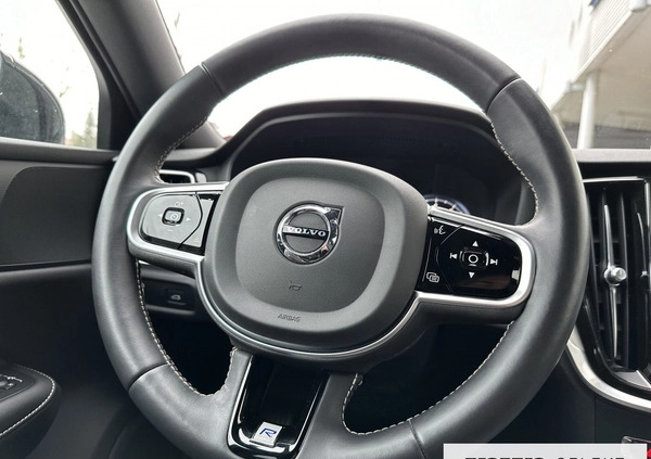 Volvo S60 cena 149900 przebieg: 52862, rok produkcji 2019 z Darłowo małe 379